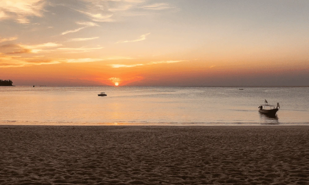 Romantic Phuket Best Sunset Points and Dinner Cruises